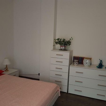 In Centro A Saint Vincent Apartment Exterior foto