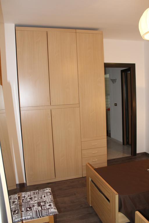 In Centro A Saint Vincent Apartment Exterior foto