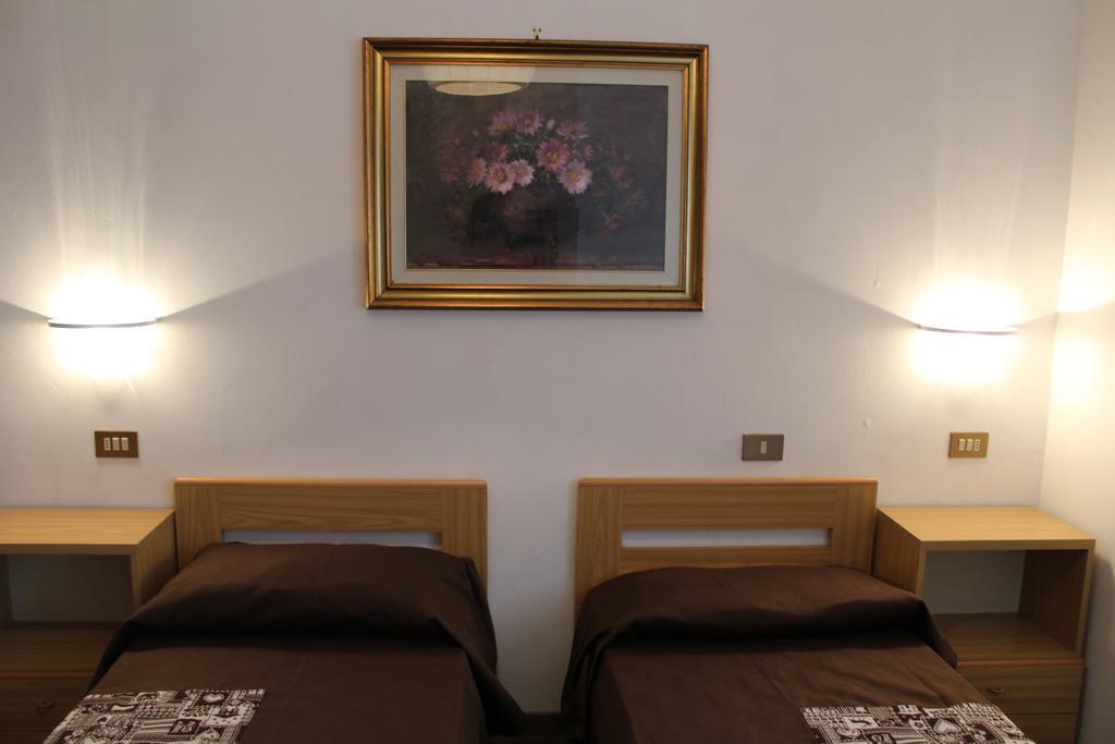 In Centro A Saint Vincent Apartment Exterior foto